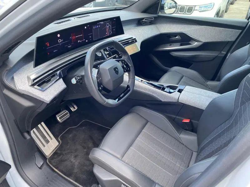 Peugeot 3008 usata a Milano (9)