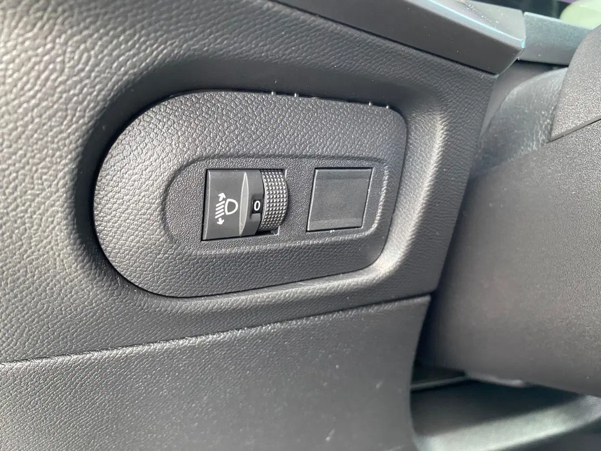 Opel Mokka usata a Milano (17)