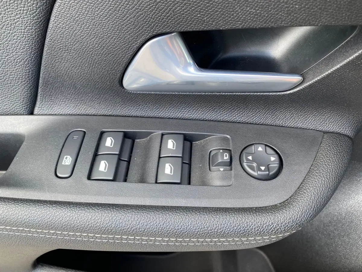 Opel Mokka usata a Milano (20)
