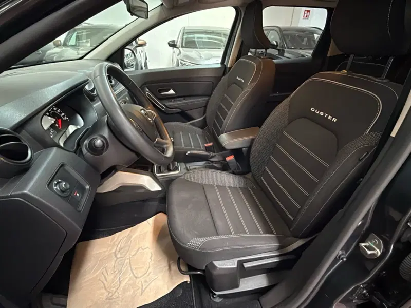 Dacia Duster usata a Vicenza (11)