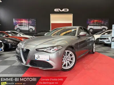Alfa Romeo Giulia 2.2 Turbodiesel 180 CV AT8 Executive del 2019 usata a Cornate d'Adda