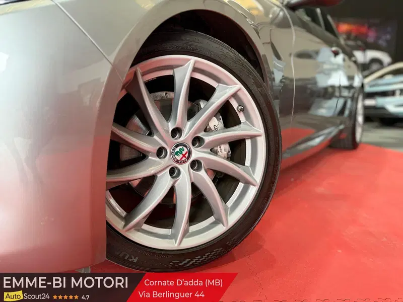 Alfa Romeo Giulia usata a Monza e Brianza (3)