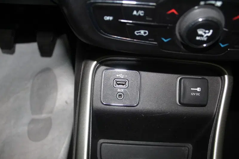 Jeep Compass usata a Terni (14)