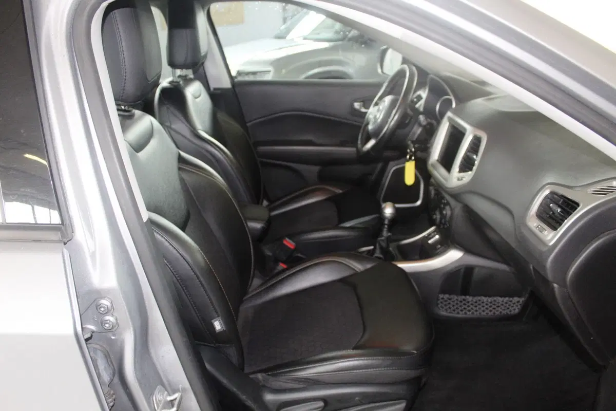 Jeep Compass usata a Terni (8)
