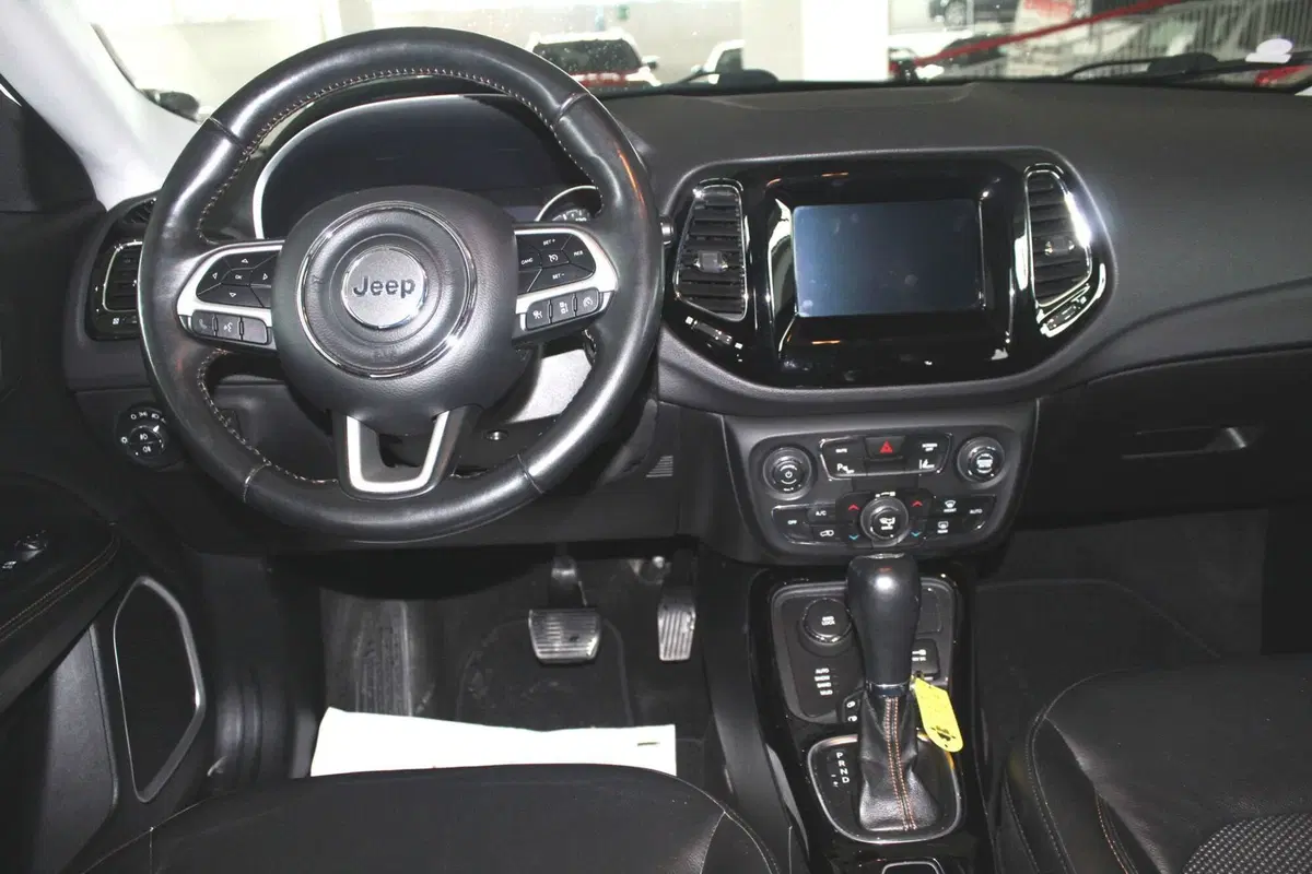 Jeep Compass usata a Terni (11)