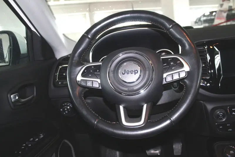 Jeep Compass usata a Terni (12)