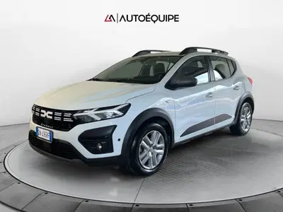 Dacia Sandero Stepway 1.0 TCe 100 CV ECO-G Comfort del 2023 usata a Roma