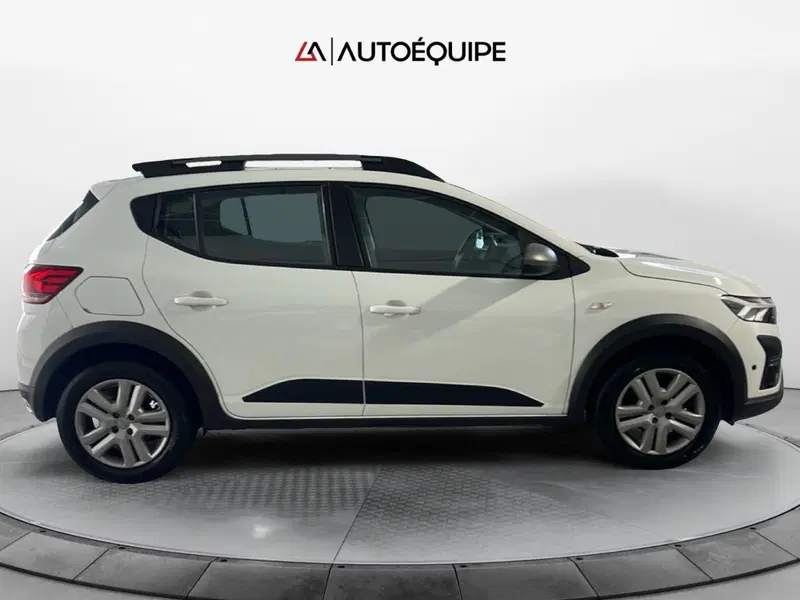 Dacia Sandero usata a Roma (6)
