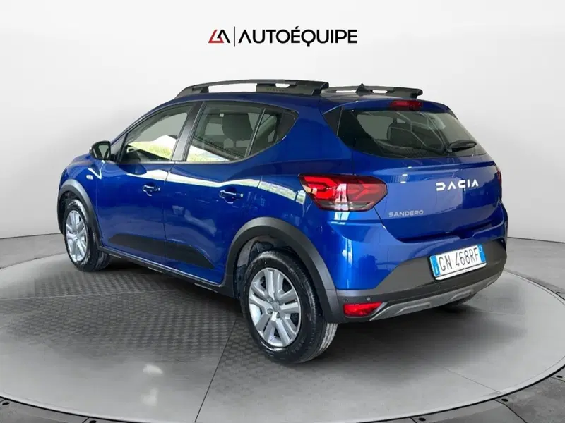 Dacia Sandero usata a Roma (3)