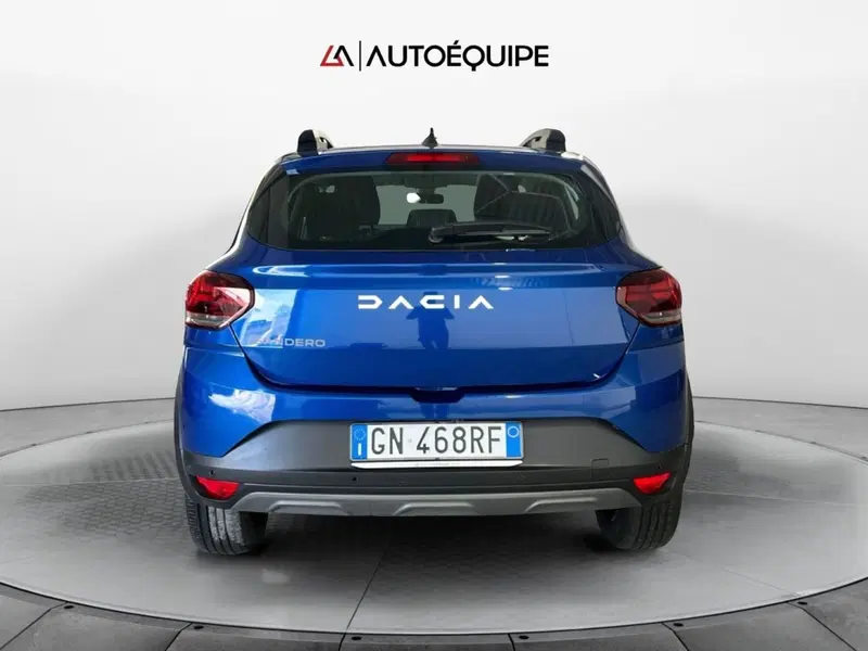 Dacia Sandero usata a Roma (4)