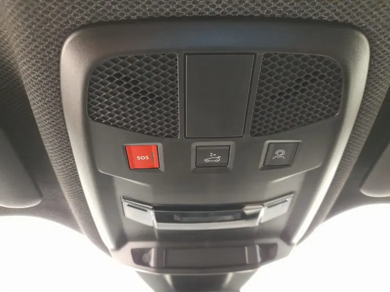 Jeep Avenger nuova a Alessandria (20)