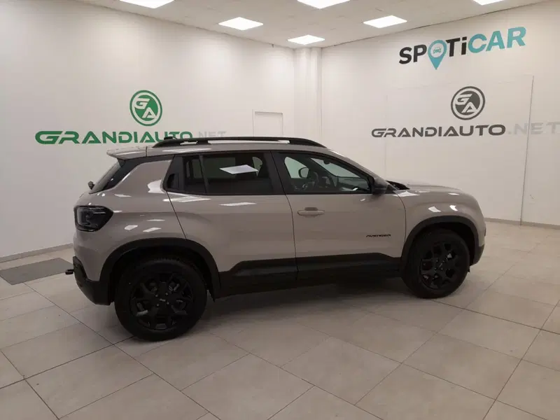Jeep Avenger nuova a Alessandria (7)