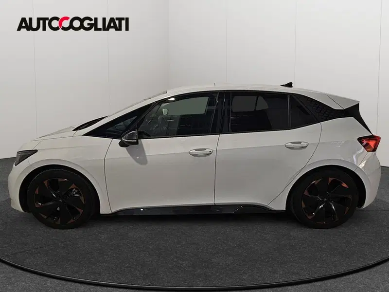 Cupra Born usata a Lecco (5)