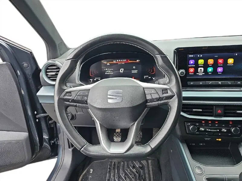 SEAT Arona usata a Lecco (10)