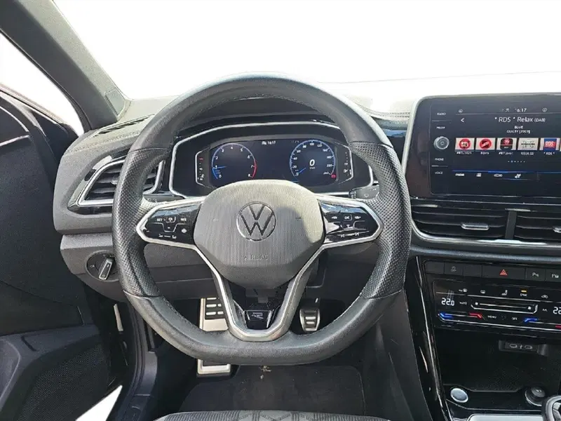 Volkswagen T-Roc usata a Lecco (10)