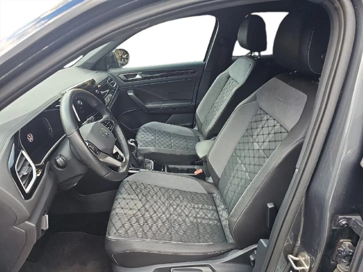 Volkswagen T-Roc usata a Lecco (11)