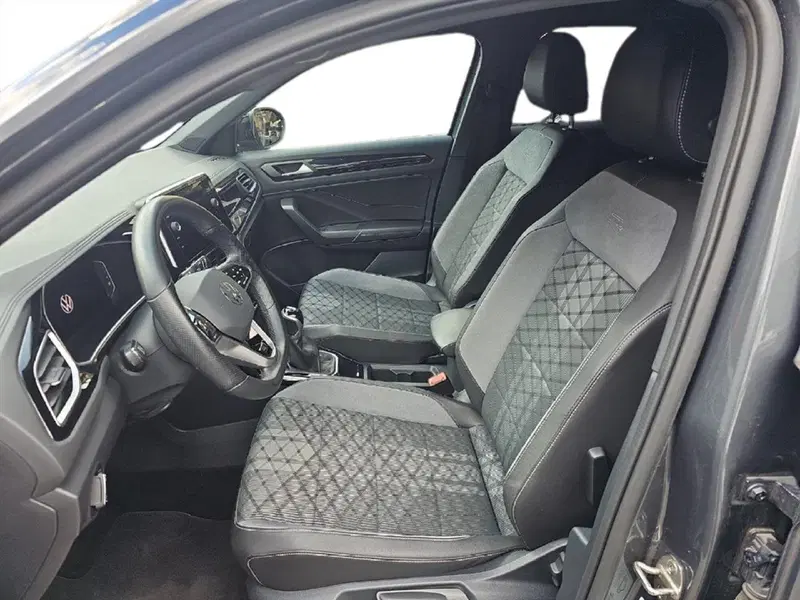 Volkswagen T-Roc usata a Lecco (11)