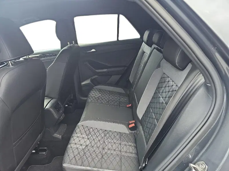 Volkswagen T-Roc usata a Lecco (12)