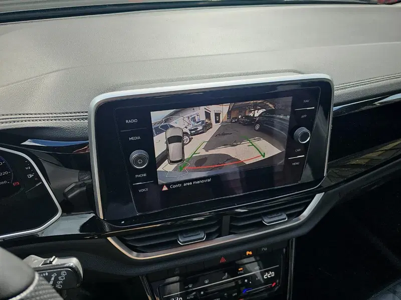 Volkswagen T-Roc usata a Lecco (14)