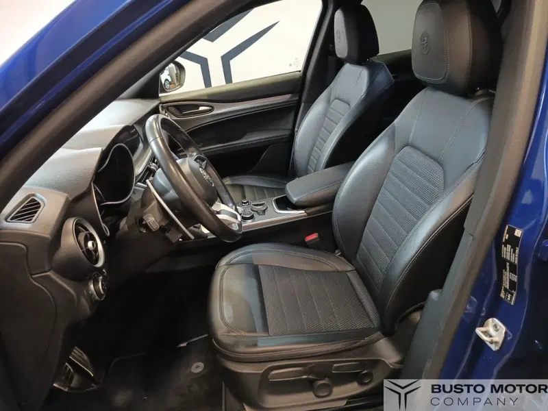 Alfa Romeo Stelvio usata a Varese (8)