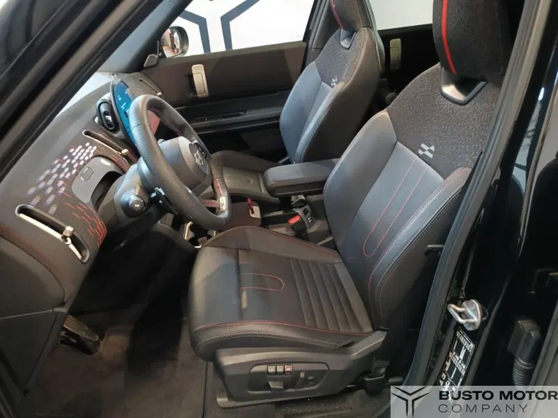 MINI Mini Countryman usata a Varese (8)