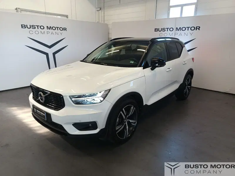 Volvo XC40 usata a Varese (3)