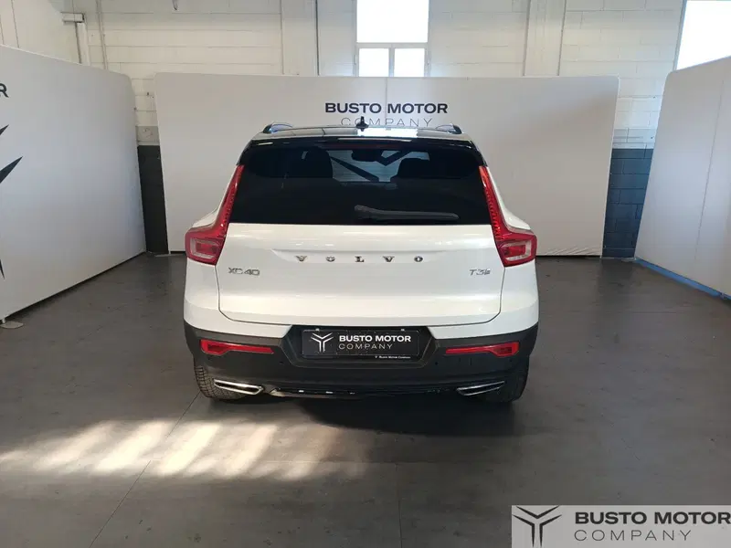 Volvo XC40 usata a Varese (5)