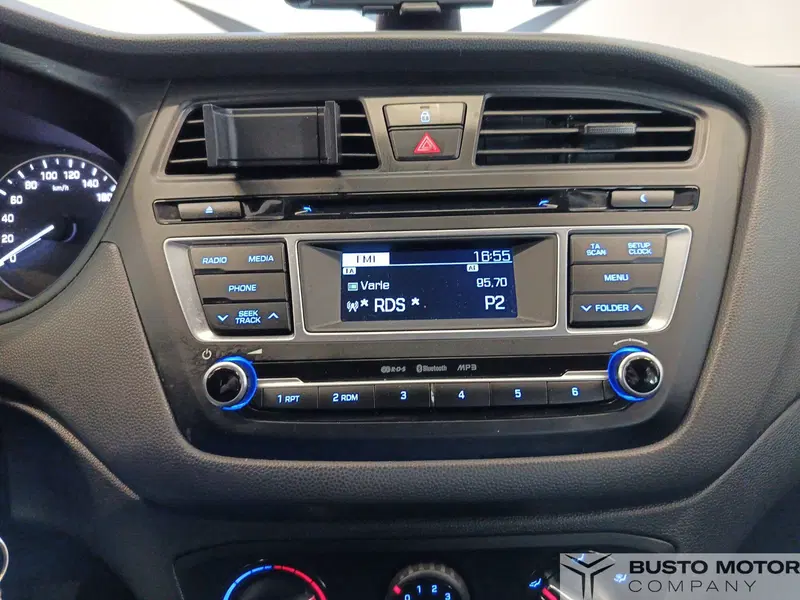 Hyundai i20 usata a Varese (13)