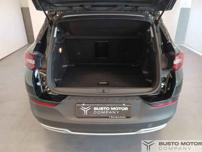 Opel Grandland X usata a Varese (10)