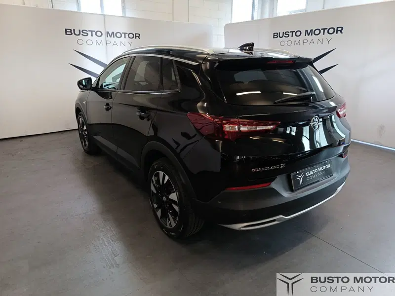 Opel Grandland X usata a Varese (6)