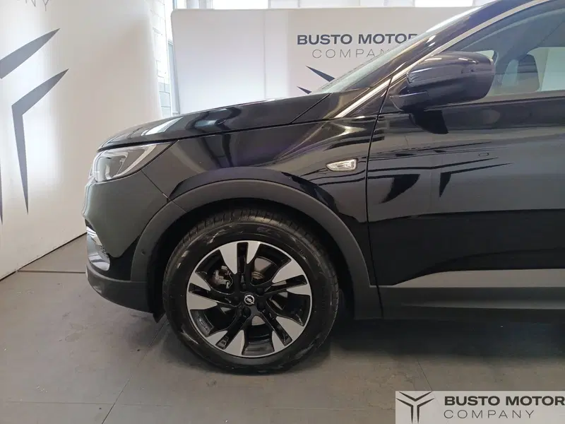 Opel Grandland X usata a Varese (7)