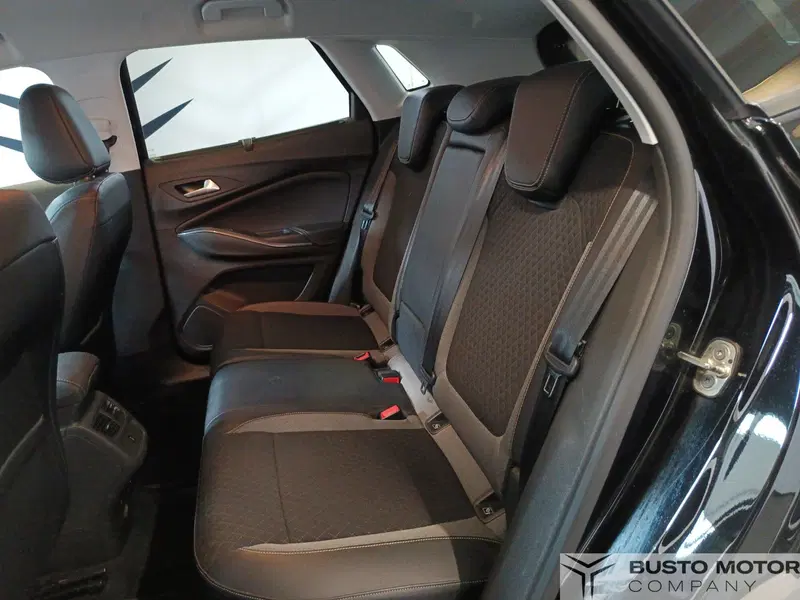 Opel Grandland X usata a Varese (9)