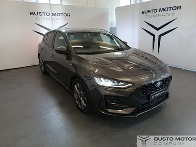 Ford Focus 1.0t ecoboost h ST-Line X 125cv del 2023 usata a Olgiate Olona