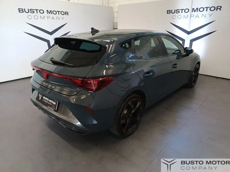 Cupra Leon usata a Varese (4)