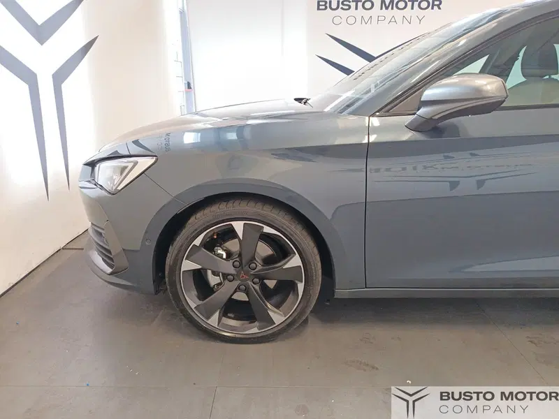 Cupra Leon usata a Varese (7)
