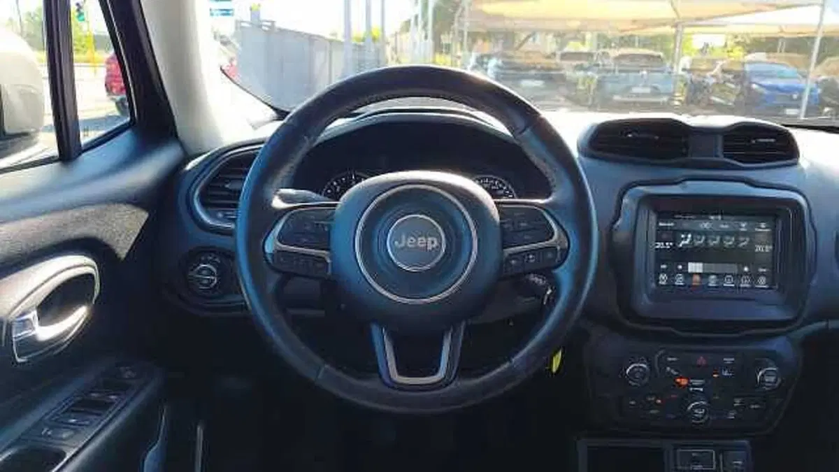 Jeep Renegade usata a Firenze (15)