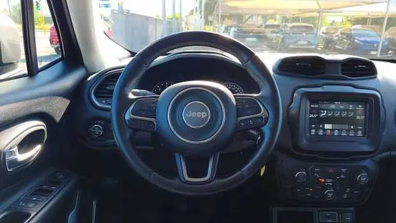 Jeep Renegade usata a Firenze (15)