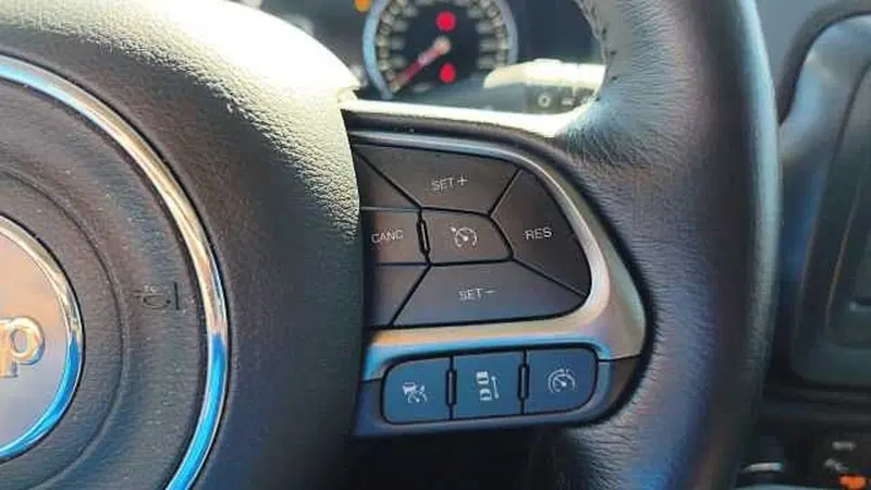 Jeep Renegade usata a Firenze (17)