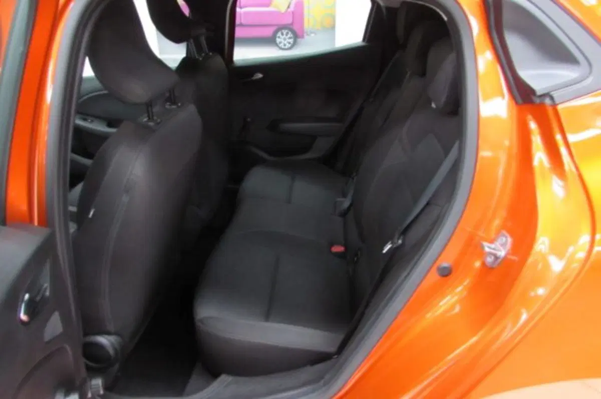 Renault Clio usata a Milano (15)
