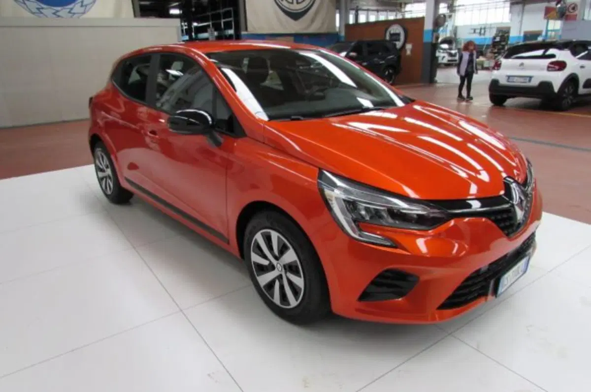 Renault Clio usata a Milano (2)