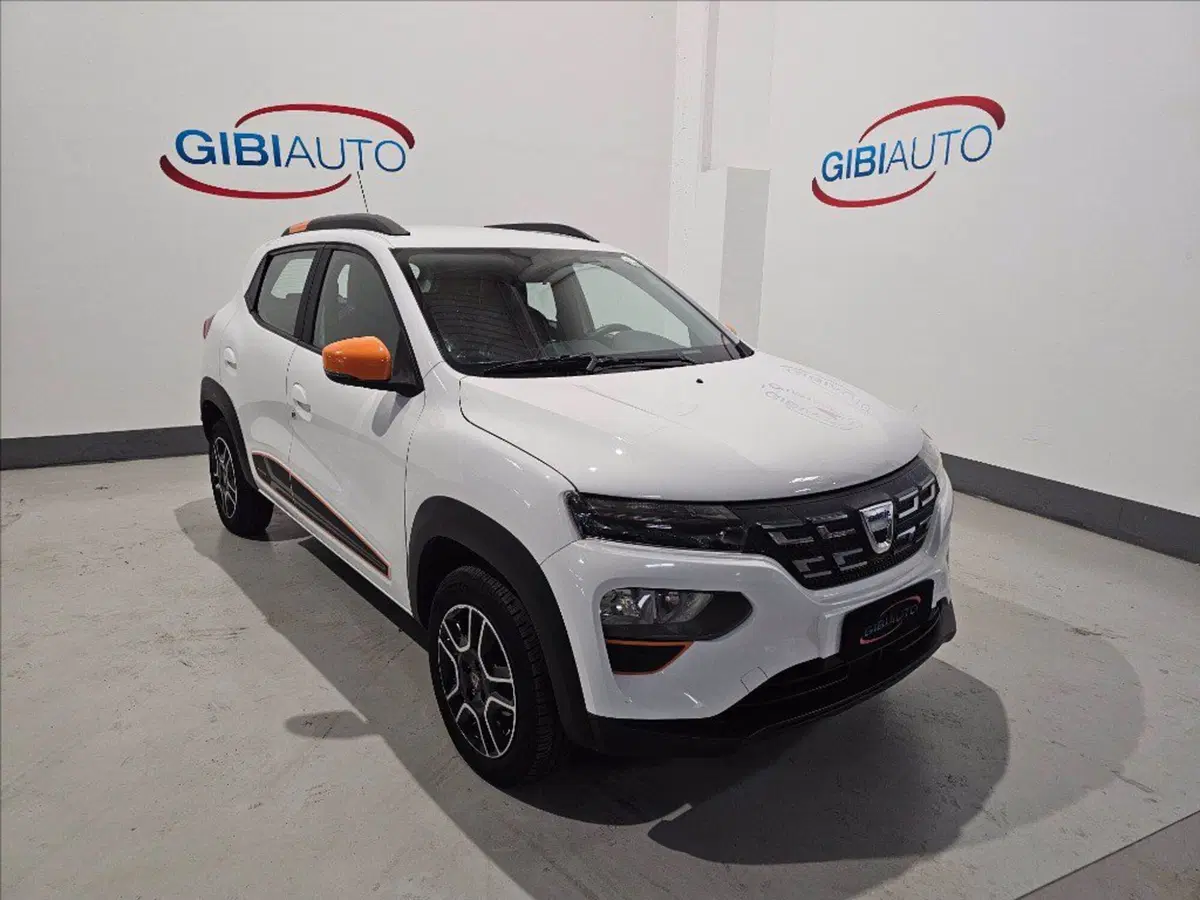 Dacia Spring usata a Palermo