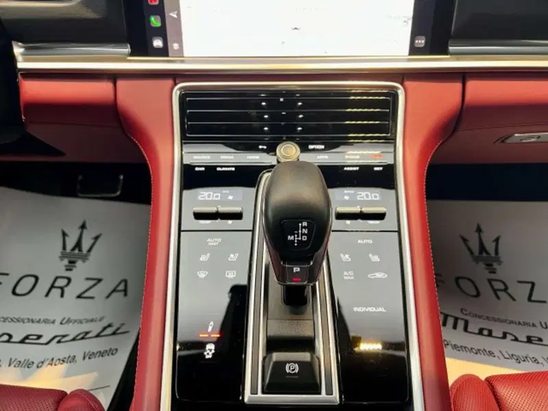 Porsche Panamera usata a Torino (8)