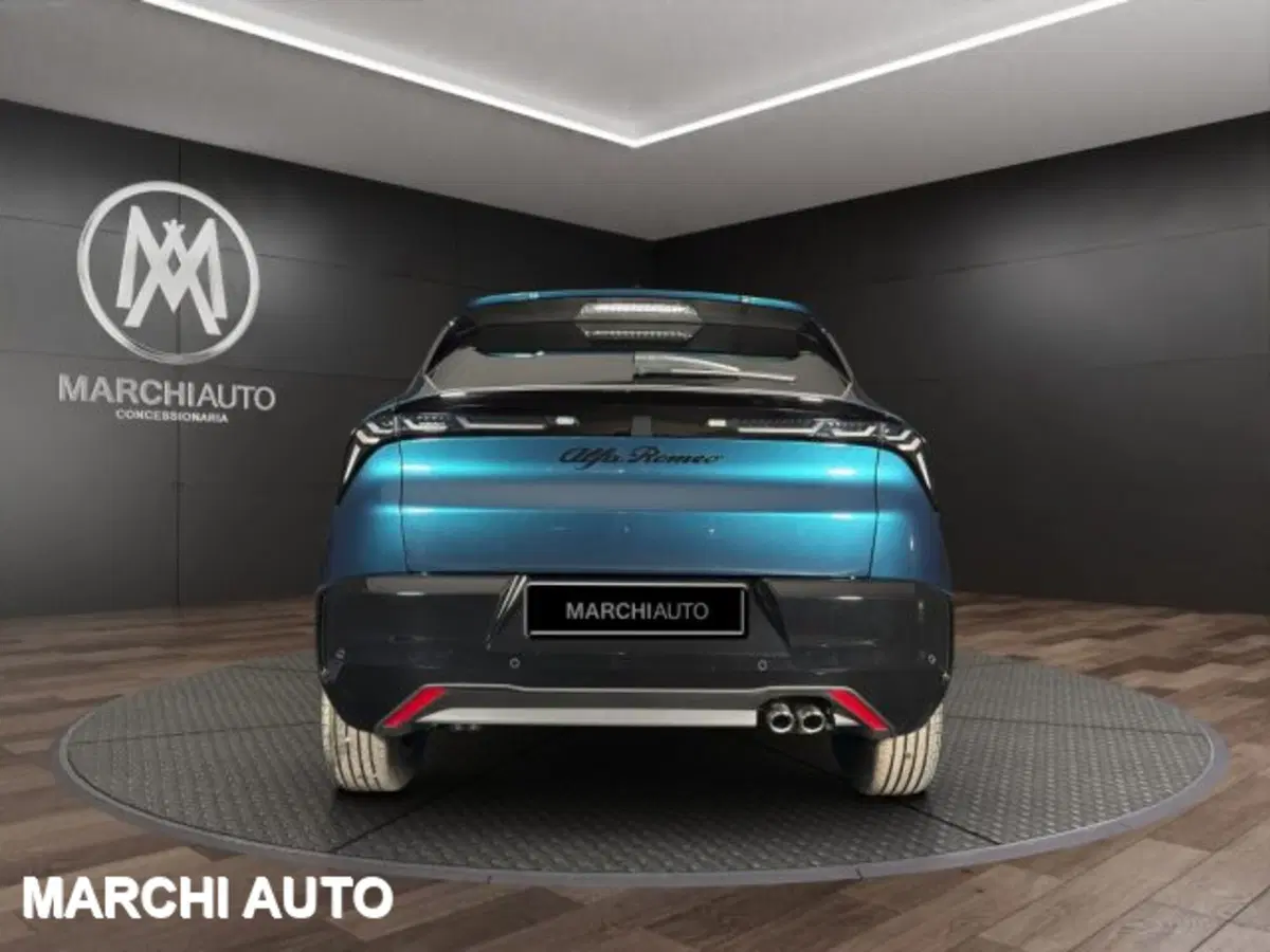 Alfa Romeo Junior nuova a Perugia (6)