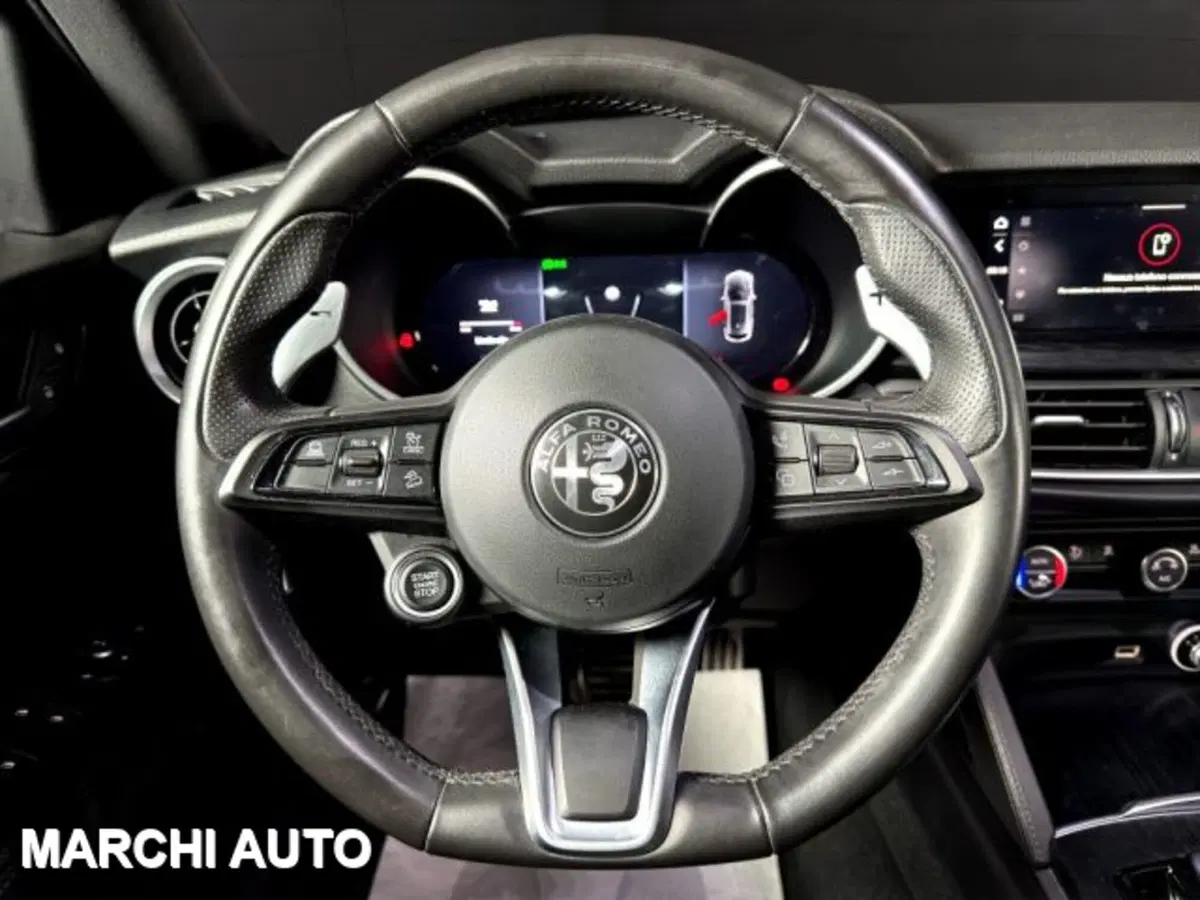 Alfa Romeo Stelvio usata a Perugia (13)