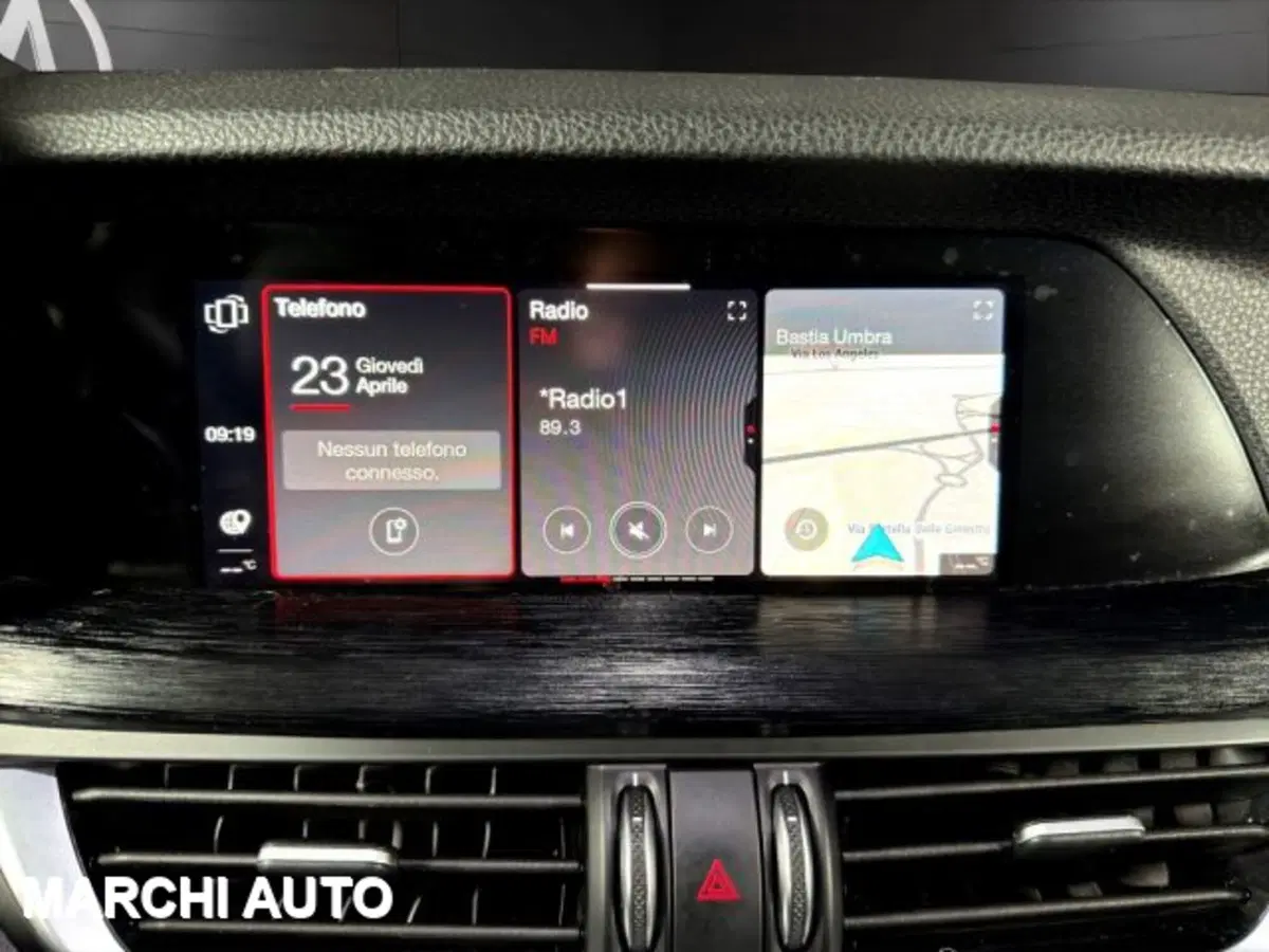 Alfa Romeo Stelvio usata a Perugia (17)