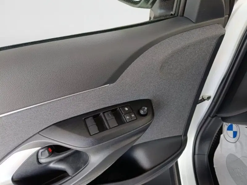 Toyota Yaris Cross usata a Teramo (16)