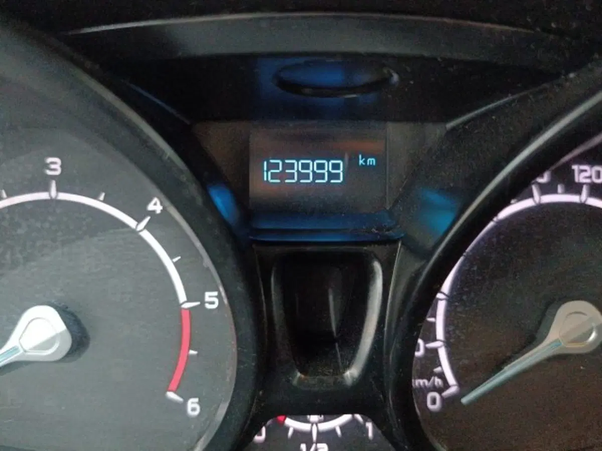 Ford EcoSport usata a Catania (15)