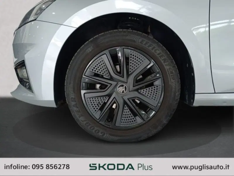 Skoda Fabia usata a Catania (14)