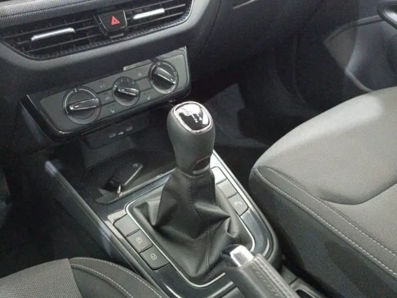 Skoda Fabia usata a Catania (8)