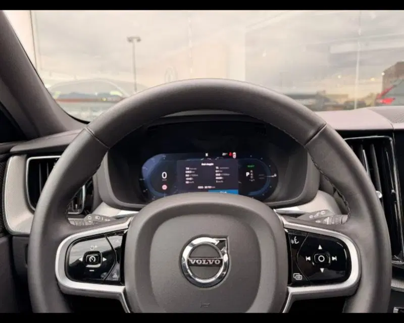 Volvo XC60 usata a Treviso (10)